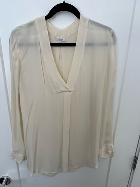 Wilfred Cream 100% Silk Blouse with V-Neck Medium